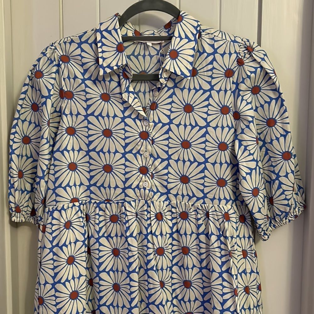 NWT Olivaceous Mod Daisy Tiered Baby Doll Shirt Dress, Size Medium - Picture 2 of 12